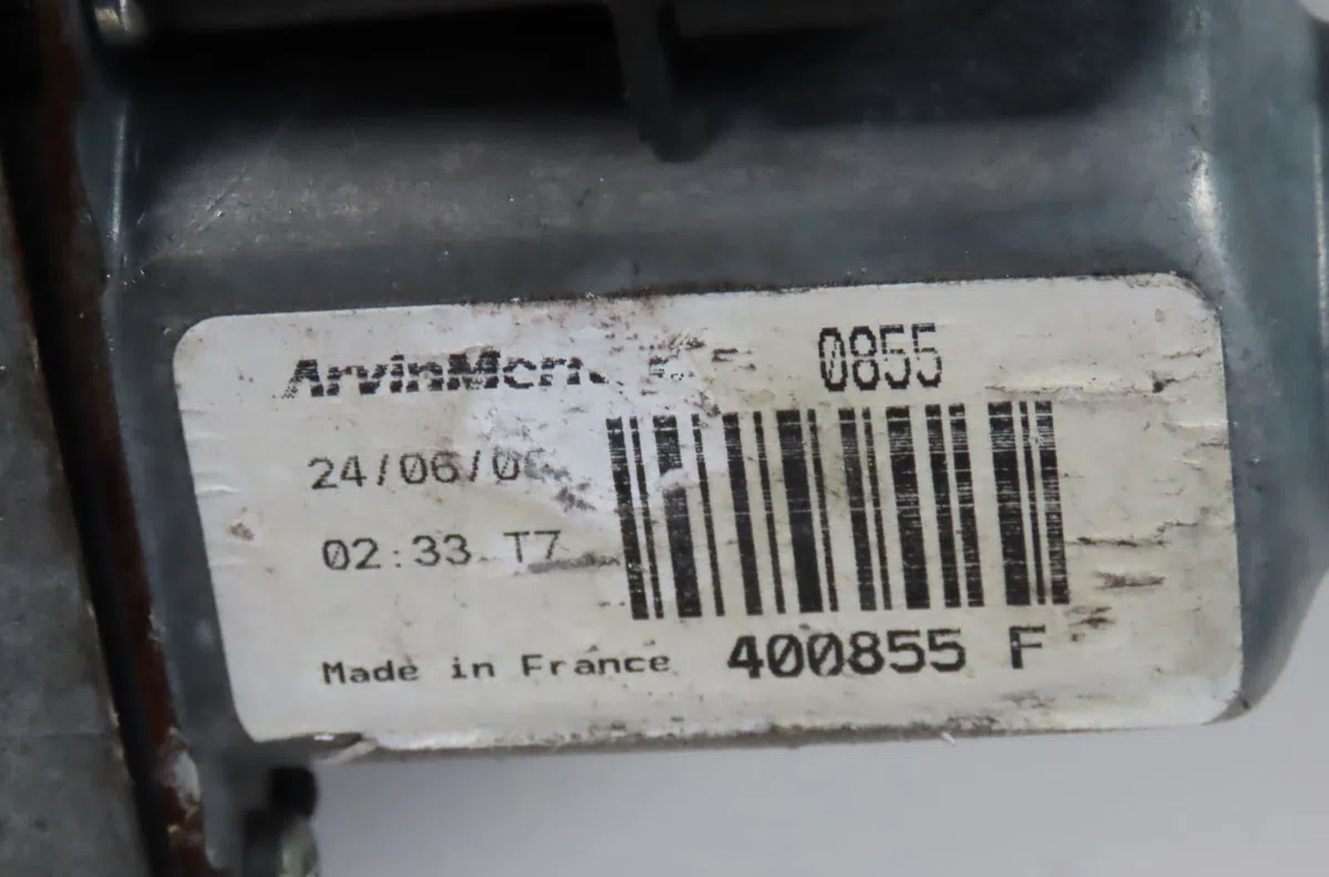 Mecanisme  moteur lève-glace avant droit Renault CLIO III (BR0-1, CR0-1) 2.0 16v sport (cr0n, cr1p) (2006-2012) occasion