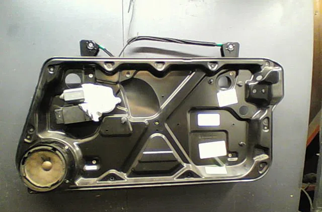 Mecanisme  moteur lève-glace avant droit Renault CLIO IV (BH_) 0.9 tce 75 (bhnp) (2018) occasion