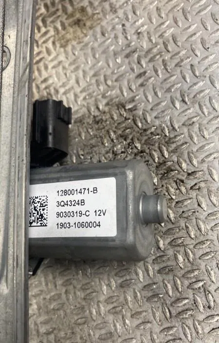 Mecanisme  moteur lève-glace avant droit Renault CLIO IV Grandtour (KH_) 1.5 dci 90 (khn3, khn4) (2012) 5 portes occasio