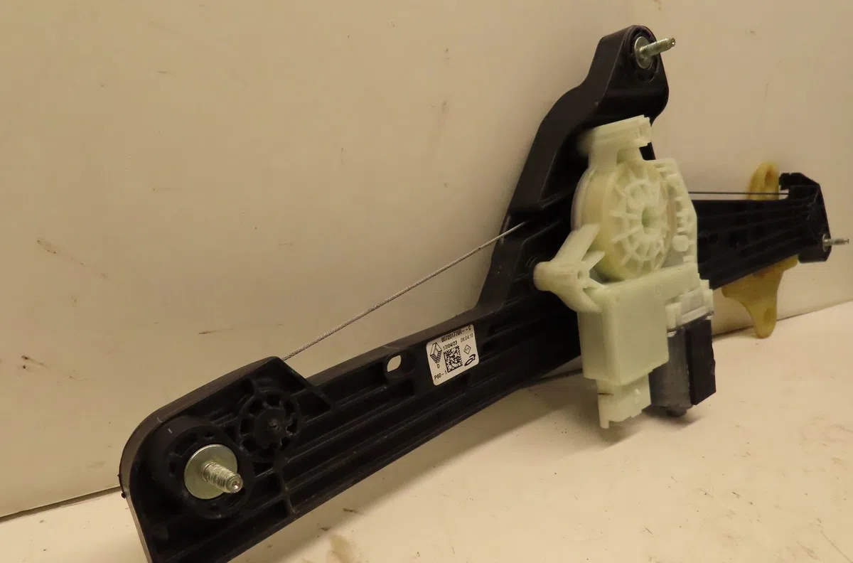 Mecanisme  moteur lève-glace avant droit Renault CLIO V (B7_) 1.0 lpg (b7mt) (2019) occasion