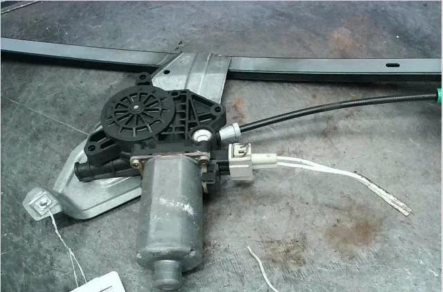 Mecanisme  moteur lève-glace avant droit Renault ESPACE III (JE0_) 2.2 dci (je0k) (2000-2002) 5 portes occasion