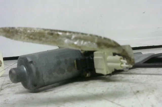 Mecanisme  moteur lève-glace avant droit RENAULT ESPACE occasion