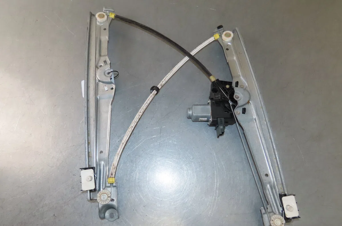 Mecanisme  moteur lève-glace avant droit Renault GRAND SCÉNIC IV (R9_) 1.6 dci 130 (2016) occasion