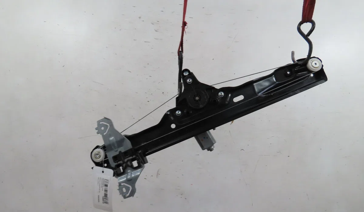Mecanisme  moteur lève-glace avant droit Renault KADJAR (HA_, HL_) 1.6 dci 130 4x4 (2015) occasion