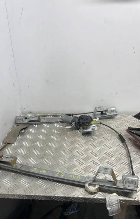 Mecanisme moteur lève-glace avant droit RENAULT KANGOO 2 PHASE 1 occasion