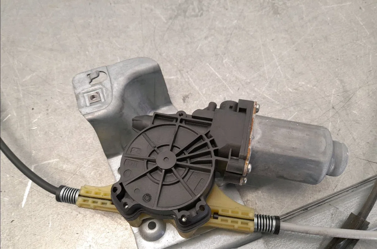Mecanisme  moteur lève-glace avant droit Renault KANGOO BE BOP (KW0-1_) 1.5 dci (kw0g) (2009-2012) occasion