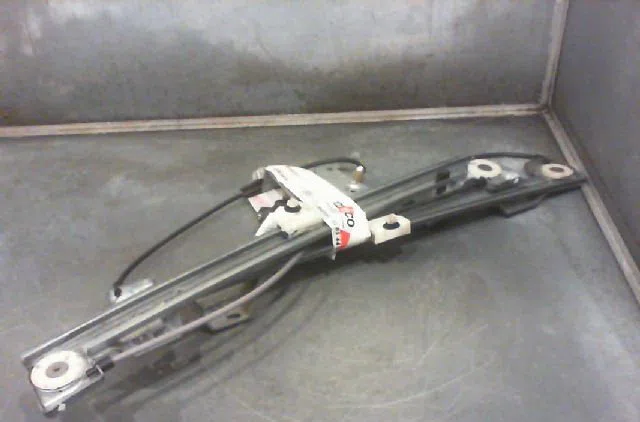 Mecanisme  moteur lève-glace avant droit Renault KANGOO Express (FW0-1_) 1.5 dci 70 (fw0a, kw0v) (2008) 4 portes occasio