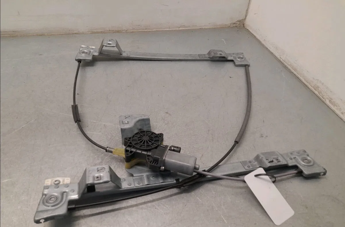 Mecanisme  moteur lève-glace avant droit Renault KANGOO - GRAND KANGOO II (KW0-1_) 1.5 dci 90 (kw05, kw08, kw0g, kw11) (