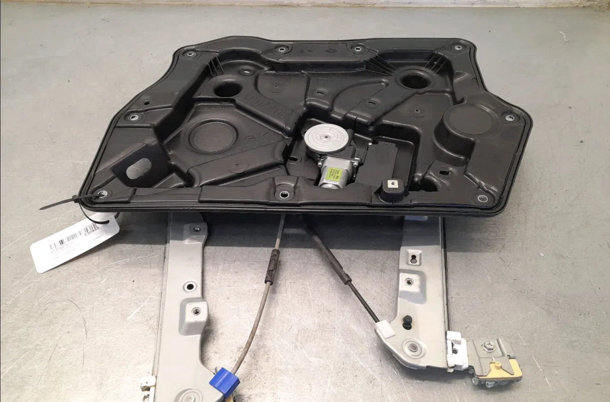 Mecanisme  moteur lève-glace avant droit Renault KOLEOS I (HY_) 2.0 dci 4x4 (hy0b) (2008) occasion
