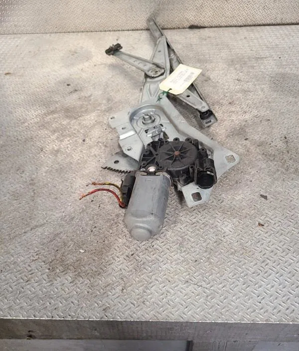Mecanisme  moteur lève-glace avant droit RENAULT LAGUNA 1  LAGUNA 1 PHASE 1 occasion