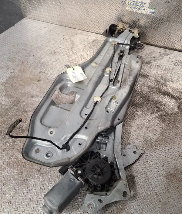Mecanisme  moteur lève-glace avant droit RENAULT LAGUNA 1  LAGUNA 1 PHASE 2 occasion