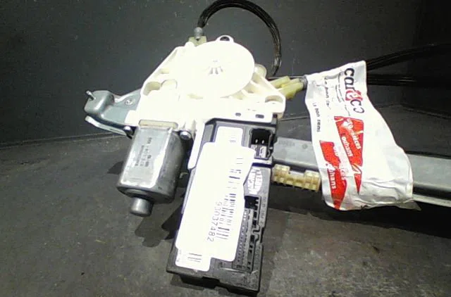 Mecanisme  moteur lève-glace avant droit Renault LAGUNA III (BT0-1) 1.5 dci (bt00, bt0a, bt0t, bt1j) (2007-2015) 5 porte