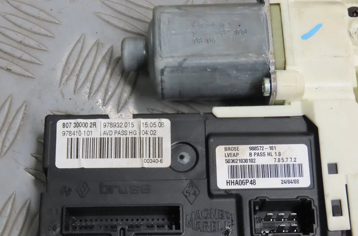 Mecanisme  moteur lève-glace avant droit Renault LAGUNA III (BT0-1) 2.0 16v (bt05, bt0f, bt0w) (2007-2012) occasion