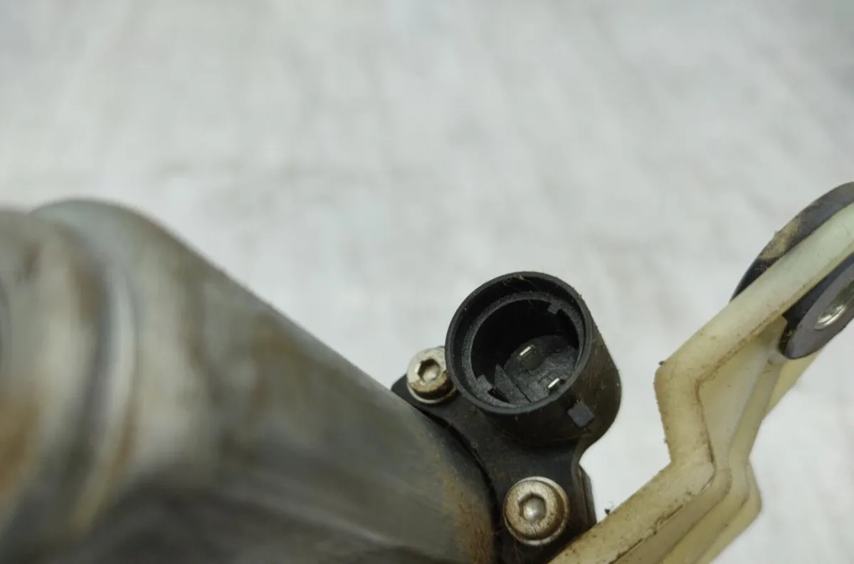 Mecanisme moteur lève-glace avant droit RENAULT MASTER 3 PHASE 1 occasion