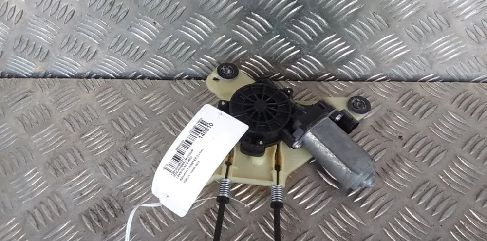 Mecanisme  moteur lève-glace avant droit Renault MASTER III Camionnette (FV) 2.3 dci 125 fwd (fv0c, fv0d, fv0g, fv0h, fv