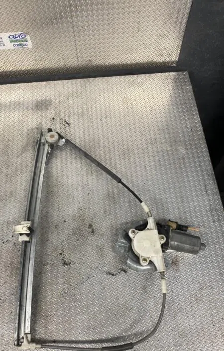 Mecanisme  moteur lève-glace avant droit RENAULT MEGANE 1  MEGANE 1 PHASE 2 occasion