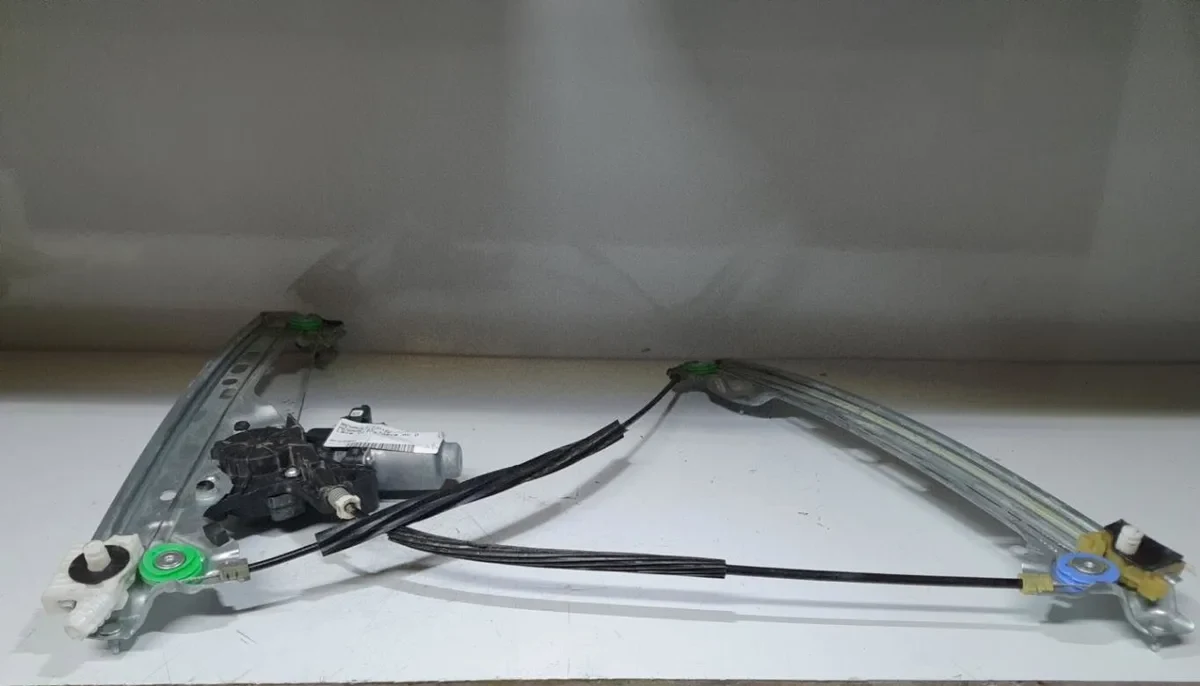 Mecanisme  moteur lève-glace avant droit RENAULT MEGANE 4 PHASE 1 occasion