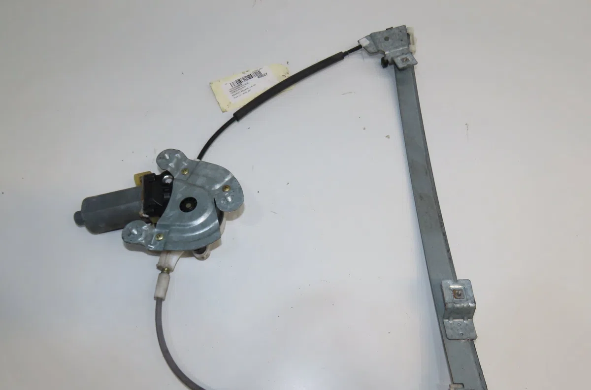 Mecanisme  moteur lève-glace avant droit Renault MEGANE I (BA0-1_) 1.4 16v (ba0d, ba1h, ba0w, ba10) (1999-2003) occasion
