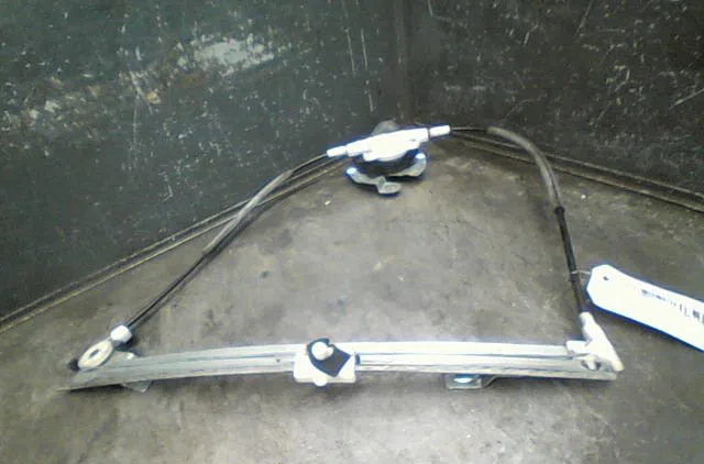 Mecanisme  moteur lève-glace avant droit Renault MEGANE I Coupé (DA0-1_) 1.9 dti (da0n) (1997-2001) occasion