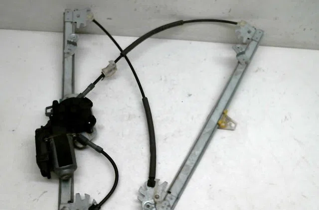 Mecanisme  moteur lève-glace avant droit Renault MEGANE II (BM0-1_, CM0-1_) 1.5 dci (bm0f, bm0t, bm2b, cm0f, cm0t) (2002
