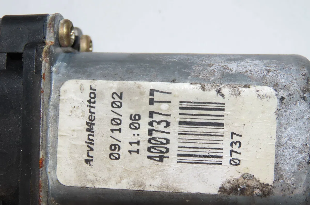 Mecanisme  moteur lève-glace avant droit Renault MEGANE II (BM0-1_, CM0-1_) 1.6 16v (bm0c, cm0c) (2002-2008) occasion