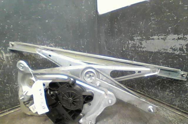 Mecanisme  moteur lève-glace avant droit Renault MEGANE III Coupé (DZ0-1_) 1.6 dci (dz00, dz12, dz2a, dz13) (2011-2015) 
