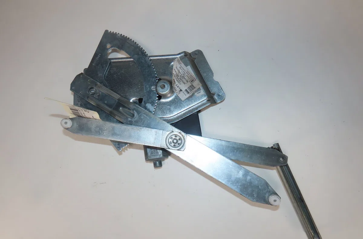 Mecanisme  moteur lève-glace avant droit Renault MEGANE III Grandtour (KZ0-1) 1.5 dci (kz09, kz0d, kz1g, kz29, kz14, kz1