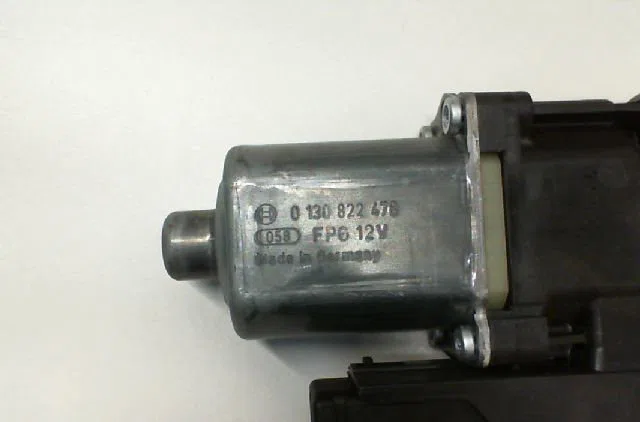 Mecanisme  moteur lève-glace avant droit RENAULT MEGANE III Phase 1 11-2008--01-2012 1.5 DCI 110ch occasion