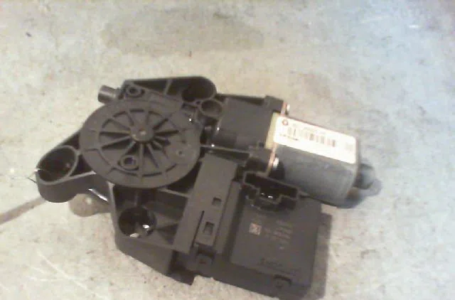 Mecanisme  moteur lève-glace avant droit RENAULT MEGANE III Phase 1 11-2008--01-2012 occasion