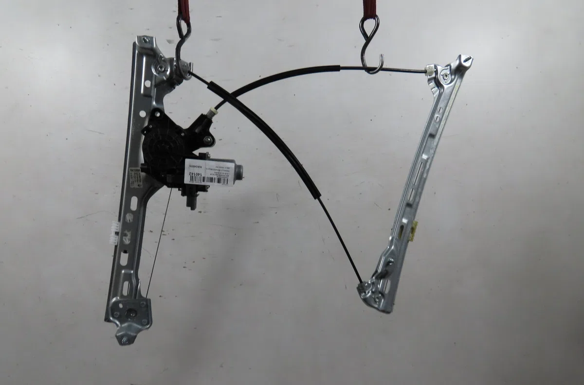 Mecanisme  moteur lève-glace avant droit Renault MEGANE IV 3-5 portes (B9A-M-N_) 1.0 tce 115 (b9md, b9mw) (2020) occasio