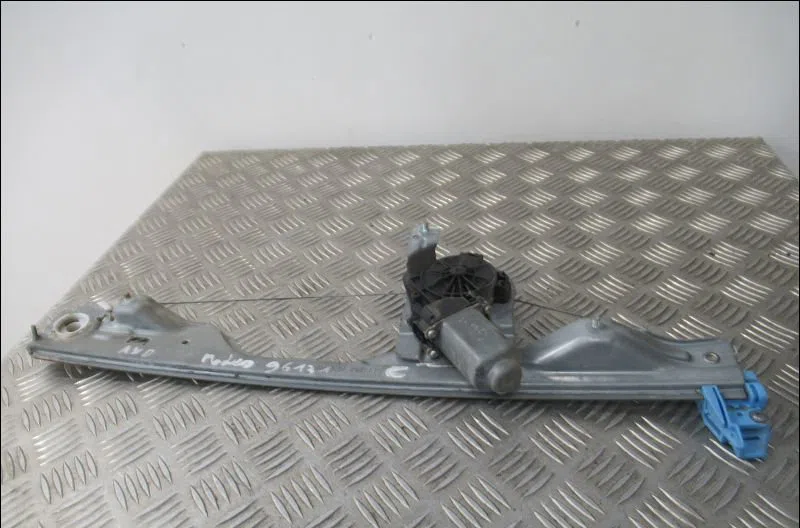 Mecanisme  moteur lève-glace avant droit Renault MODUS - GRAND MODUS (F-JP0_) 1.2 16v (jp0w) (2007) occasion
