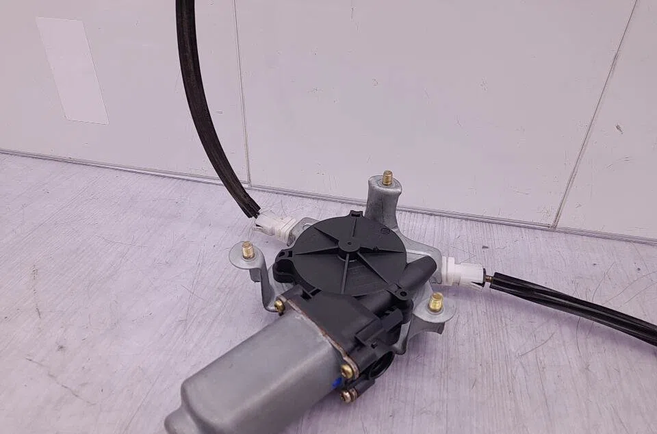 Mecanisme  moteur lève-glace avant droit RENAULT SCENIC 1 PHASE 2 occasion