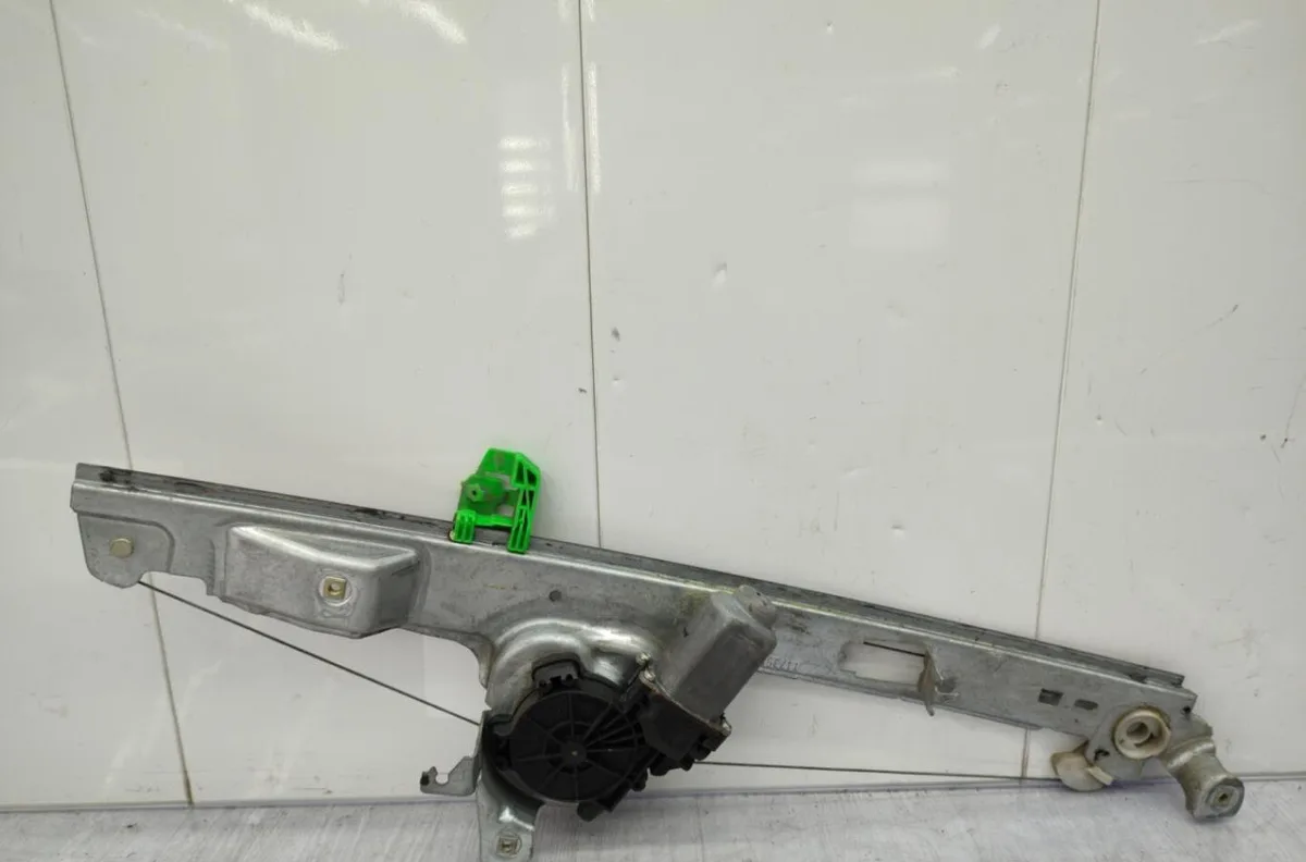 Mecanisme  moteur lève-glace avant droit RENAULT SCENIC 2 PHASE 1 occasion