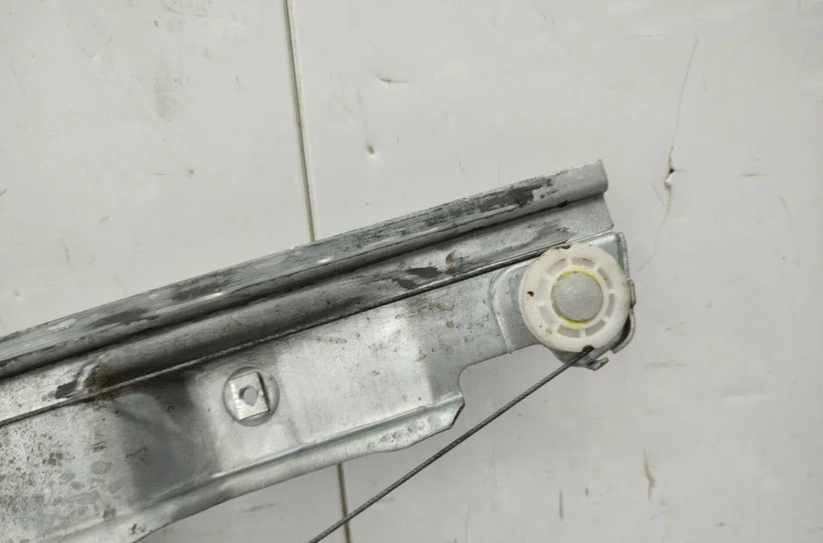 Mecanisme  moteur lève-glace avant droit RENAULT SCENIC 2 PHASE 2 occasion