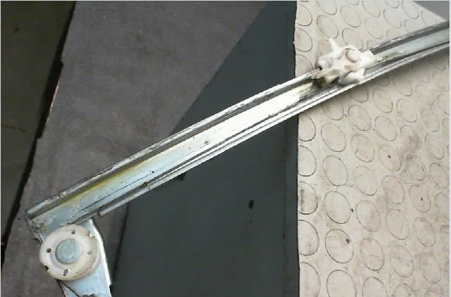 Mecanisme  moteur lève-glace avant droit Renault SCÉNIC I Monospace (JA0-1_, FA0_) 1.6 (ja00, ja16, ja15, ja19, ja1v, ja
