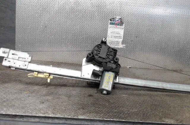 Mecanisme  moteur lève-glace avant droit RENAULT TRAFIC 2  TRAFIC 2 PHASE 2 occasion