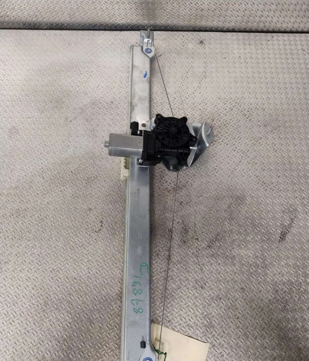 Mecanisme  moteur lève-glace avant droit RENAULT TRAFIC 3 MOYEN  TRAFIC 3 MOYEN PHASE 2 occasion