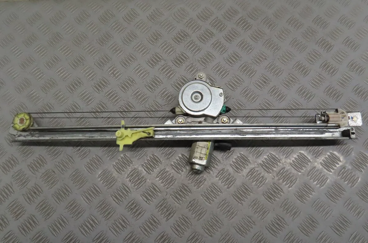 Mecanisme  moteur lève-glace avant droit Renault TRAFIC II Camionnette (FL) 2.5 dci 135 (fl0d) (2003-2006) occasion