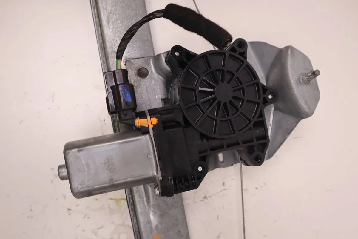 Mecanisme  moteur lève-glace avant droit Renault TRAFIC III Autobus-Autocar (JG_) 1.6 dci 115 (jgmd) (2014) occasion