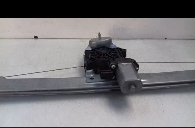 Mecanisme  moteur lève-glace avant droit Renault TRAFIC III Autobus-Autocar (JG_) 1.6 dci 140 (jgma) (2014) occasion