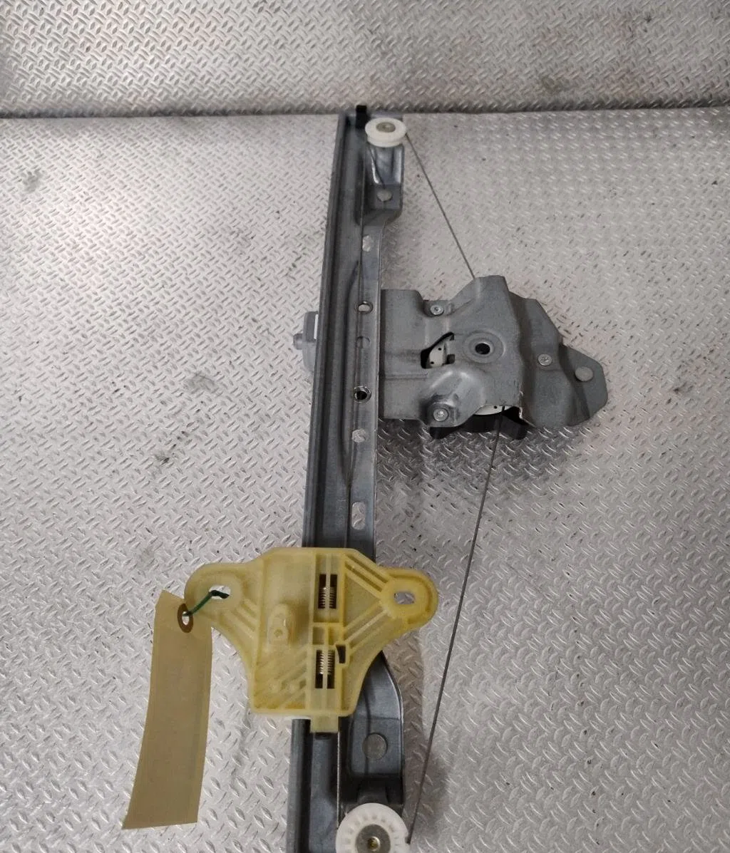 Mecanisme  moteur lève-glace avant droit RENAULT TWINGO 3  TWINGO 3 PHASE 2 occasion