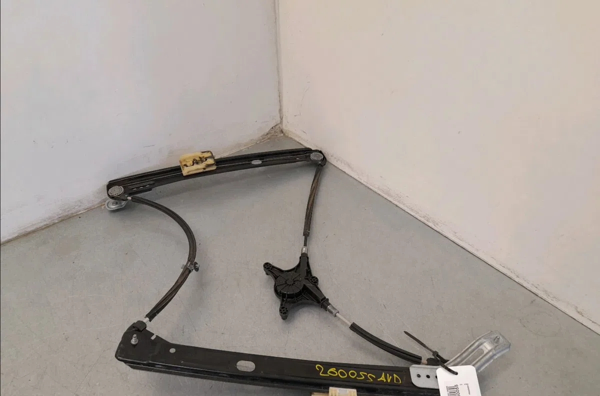 Mecanisme  moteur lève-glace avant droit Seat ATECA (KH7, KHP) 2.0 tdi 4drive (2016) occasion