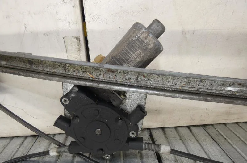 Mecanisme  moteur lève-glace avant droit SEAT CORDOBA 1 PHASE 1 occasion