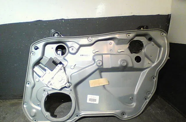 Mecanisme  moteur lève-glace avant droit Seat CORDOBA (6L2) 1.4 tdi (2002-2005) occasion