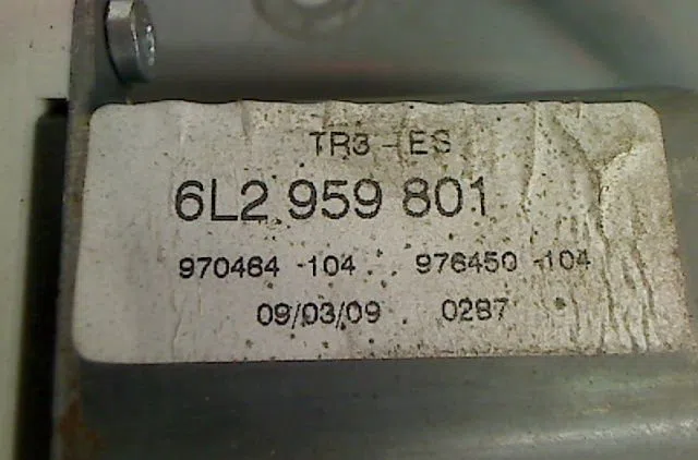 Mecanisme  moteur lève-glace avant droit Seat IBIZA III (6L1) 1.4 tdi (2002-2005) 3 portes occasion