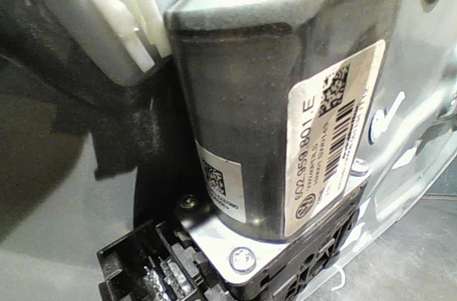 Mecanisme  moteur lève-glace avant droit Seat IBIZA III (6L1) 1.9 tdi cupra r (2004-2008) occasion