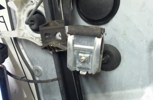 Mecanisme  moteur lève-glace avant droit SEAT IBIZA occasion