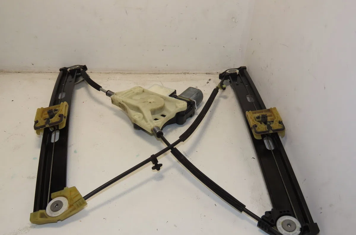 Mecanisme  moteur lève-glace avant droit Seat IBIZA V (KJ1, KJG) 1.0 tsi (2017) occasion