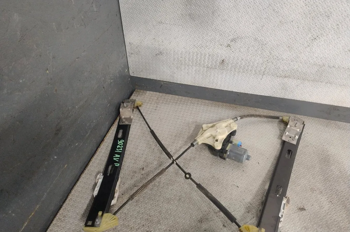 Mecanisme  moteur lève-glace avant droit SEAT LEON 3  LEON 3 PHASE 2 occasion
