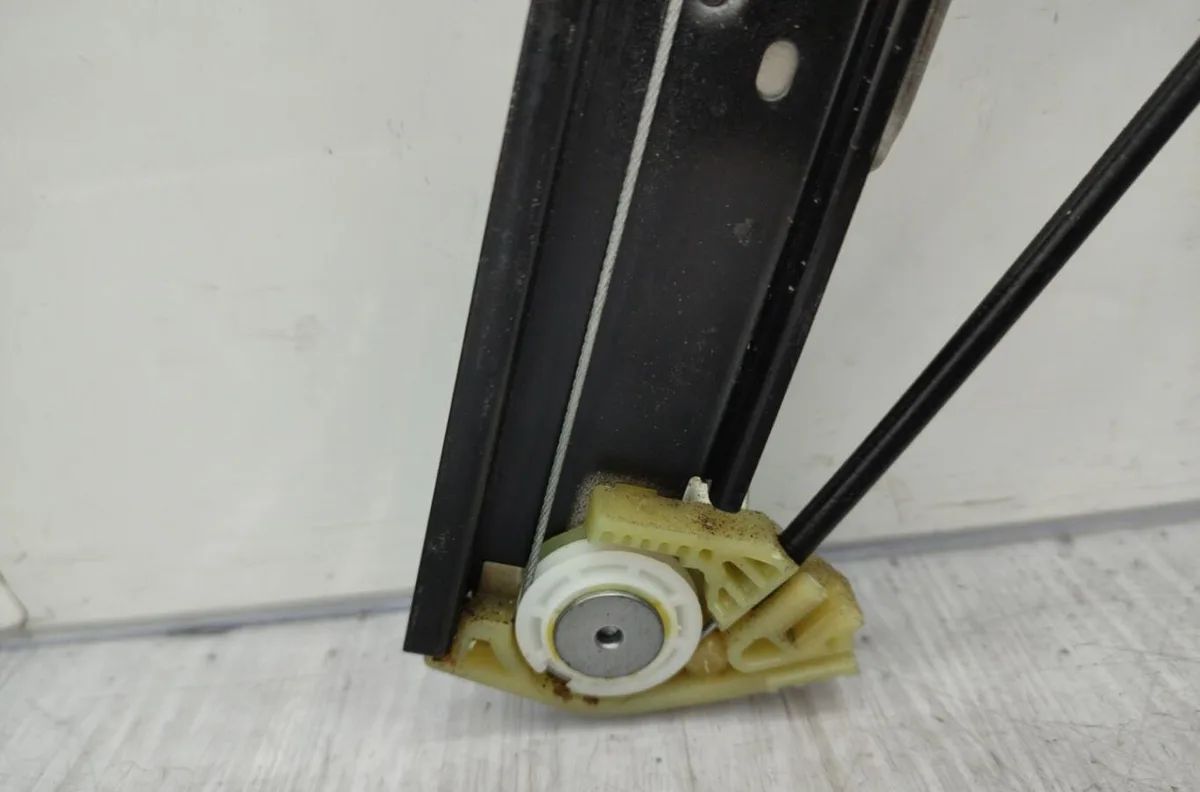 Mecanisme  moteur lève-glace avant droit SEAT LEON 3 PHASE 2 occasion